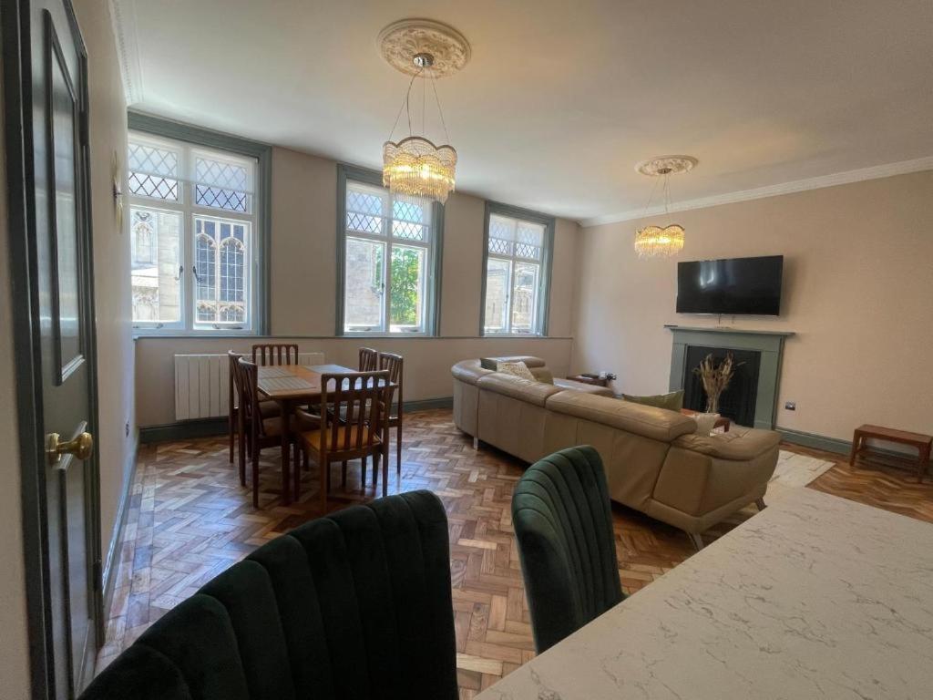 Cathedral View Apartment, Flat 4 Bury St. Edmunds Zewnętrze zdjęcie